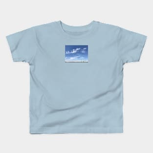 Fluffy sky lashes Kids T-Shirt